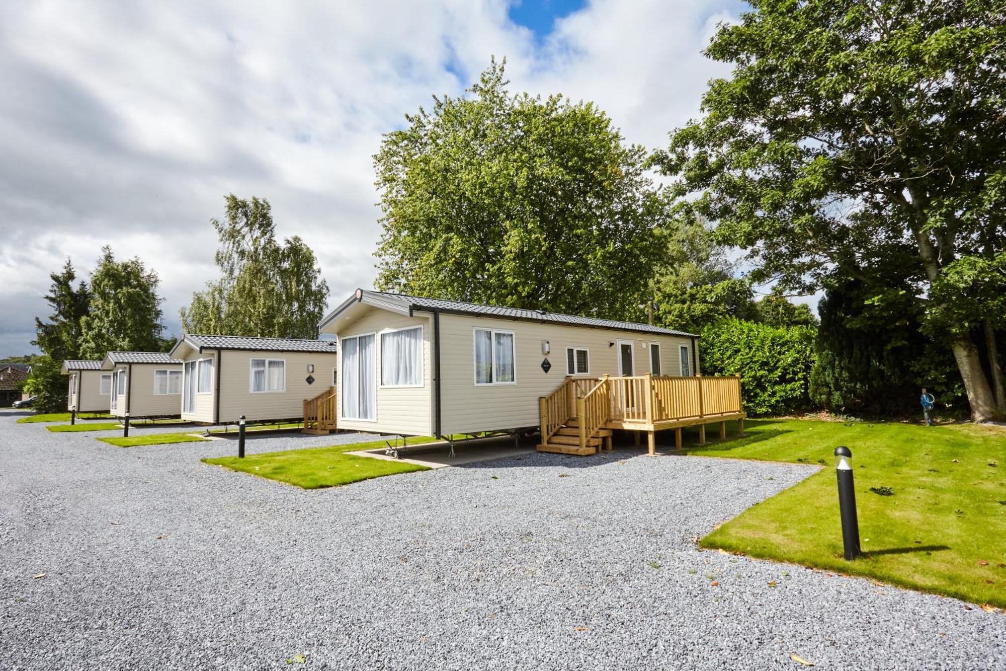 Braidhaugh Holiday Lodge And Glamping Park Crieff Eksteriør billede